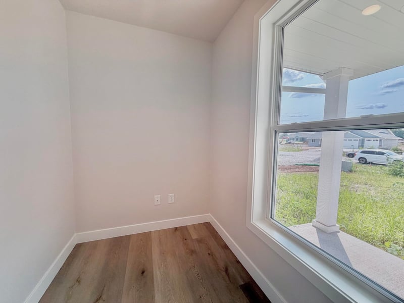 W6842 Mcallister Cir, Greenville, WI 54942