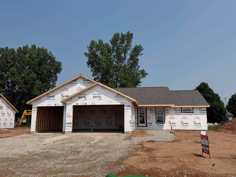 W6842 Mcallister Cir, Greenville, WI 54942