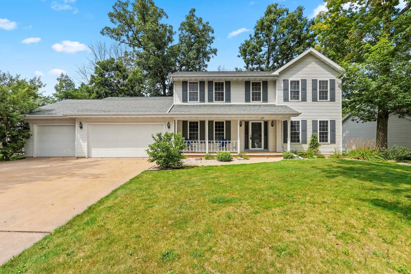 547 Clay St, Wrightstown, WI 54180
