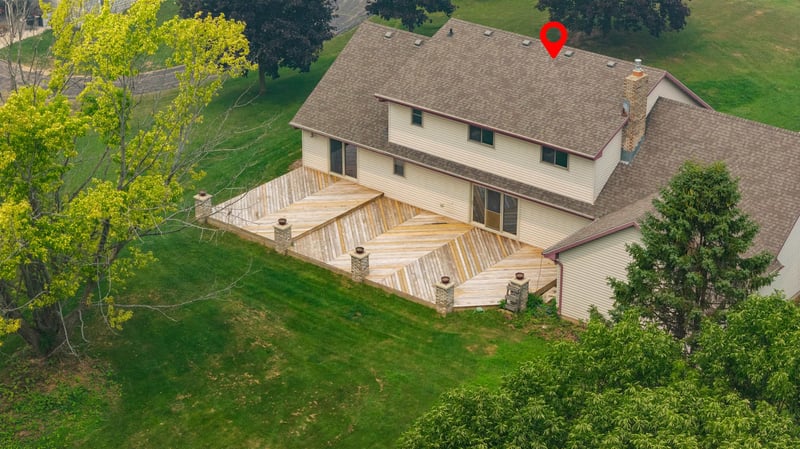 W2855 Schmalz Cir, Appleton, WI 54915