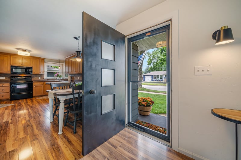 2218 Mcdonald St, Appleton, WI 54911