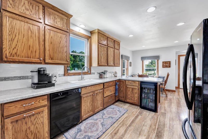 705 Main St, Seymour, WI 54165