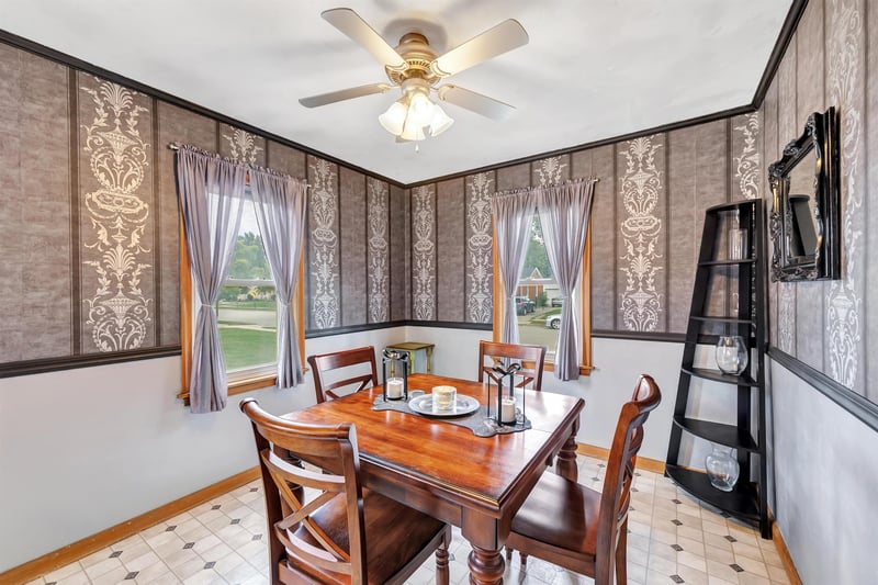 703 Northern Ave, Green Bay, WI 54303-3901