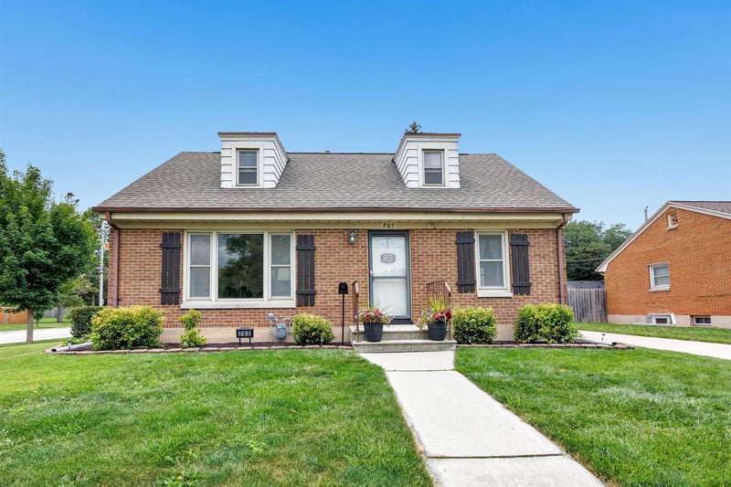 703 Northern Ave, Green Bay, WI 54303-3901