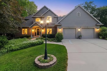 1035 Coprinus Ct, Green Bay, WI 54313