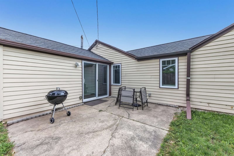 1110 Wirtz Ave, Green Bay, WI 54304