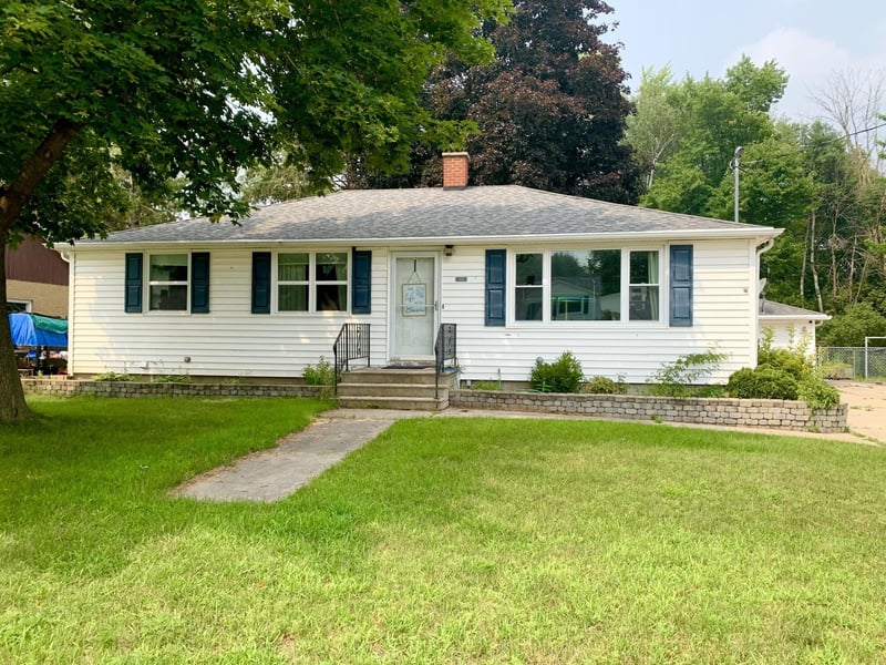 1824 Glenview Ave, Green Bay, WI 54303-6407