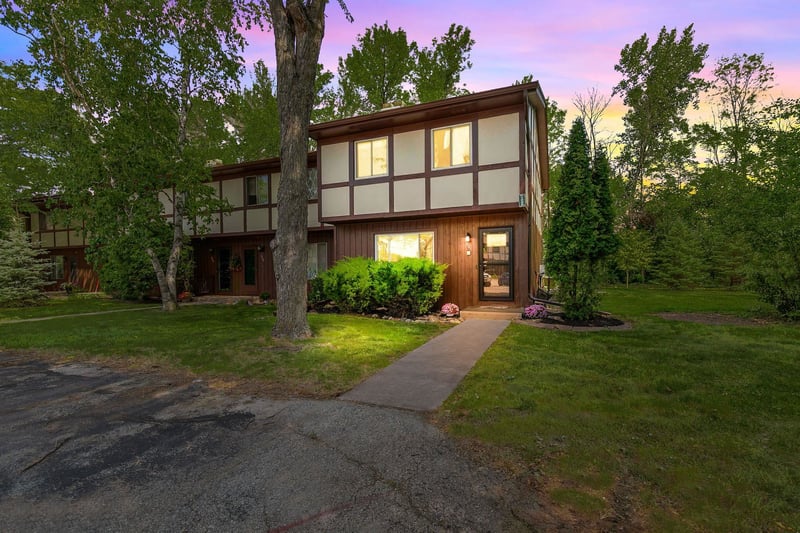 W5008 Golf Course Rd #607, Sherwood, WI 54169