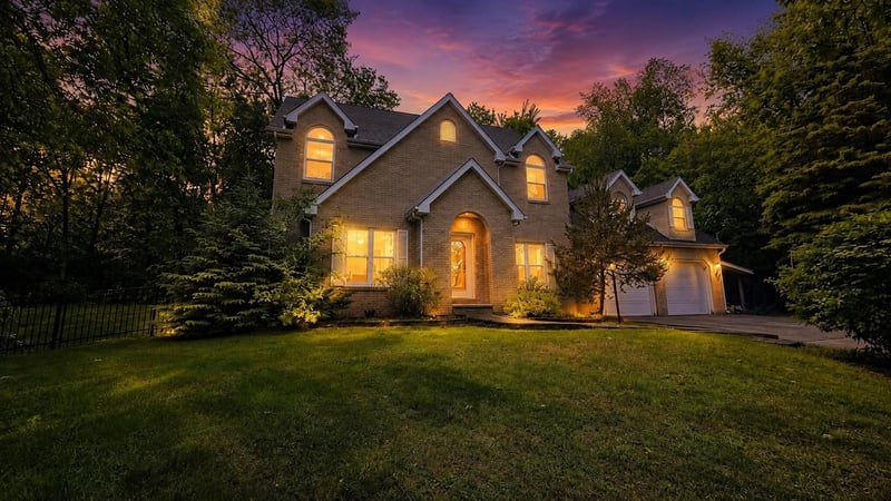 8411 Ridgeview Ct, Larsen, WI 54947
