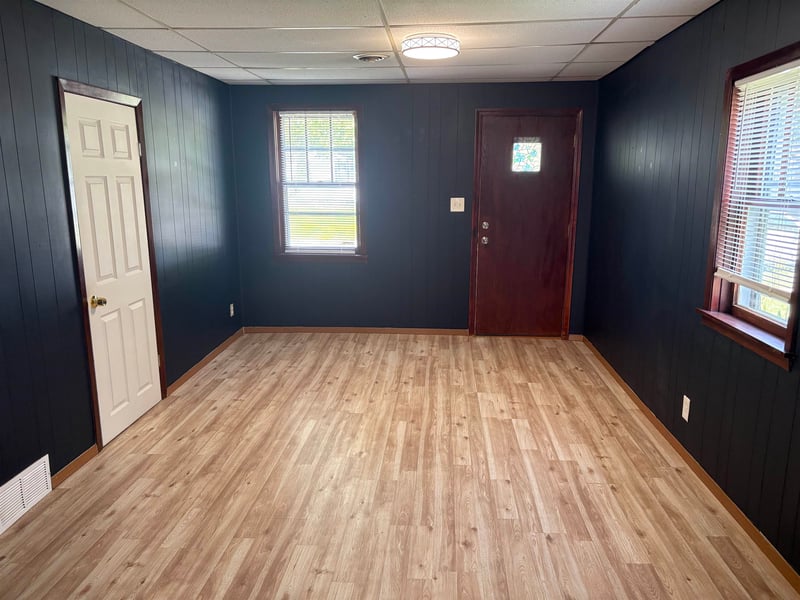 1202 Stuart St, Green Bay, WI 54301