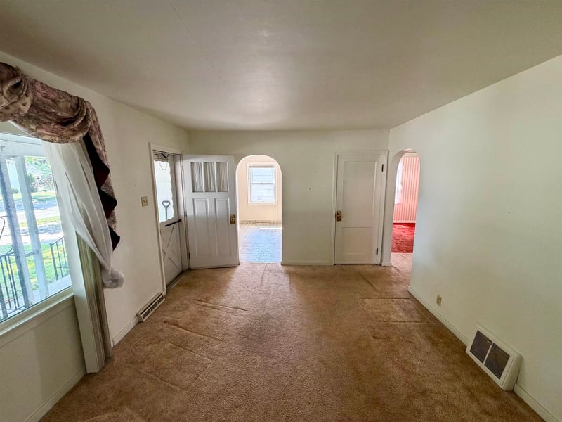 561 Mech St, Green Bay, WI 54302