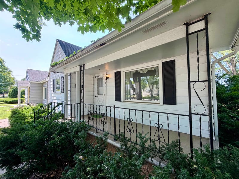 561 Mech St, Green Bay, WI 54302