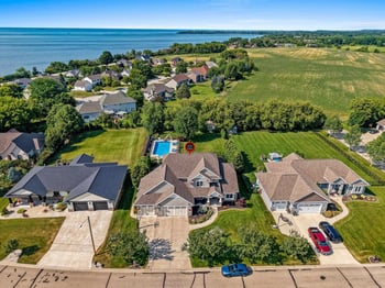 3351 Cottage Hill Dr, Green Bay, WI 54311-6134
