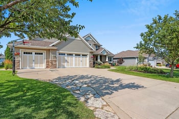 3351 Cottage Hill Dr, Green Bay, WI 54311-6134