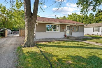 1735 Oshkosh Ave, Oshkosh, WI 54902