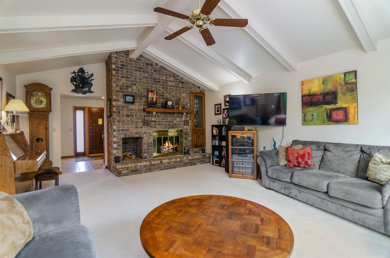 1421 Harbor Springs Cir, Green Bay, WI 54311-7339