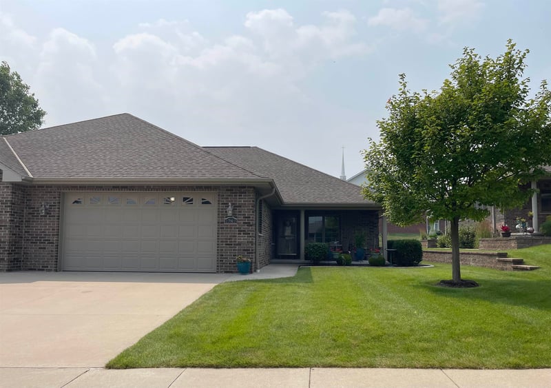 1782 Condor Ln, Green Bay, WI 54313