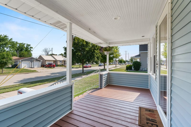611 Oak St, Kimberly, WI 54136
