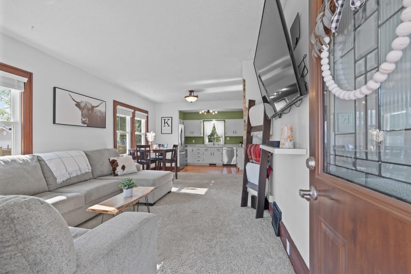 611 Oak St, Kimberly, WI 54136