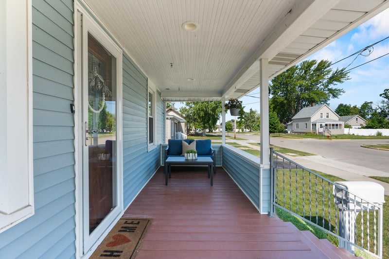 611 Oak St, Kimberly, WI 54136