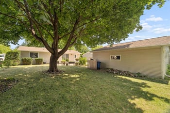 2515 Minerva St, Oshkosh, WI 54901