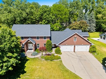 2110 Shady Ln, Green Bay, WI 54313