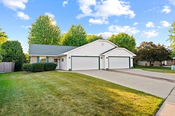 2455 Wisconsin St, Oshkosh, WI 54901