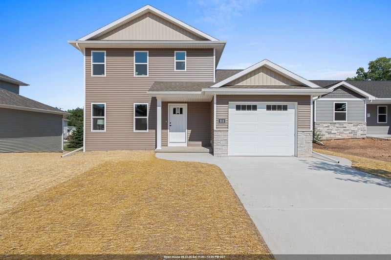 212 Fairview Ln, Chilton, WI 53014