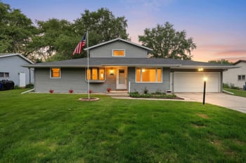 1248 April Ln, Green Bay, WI 54304