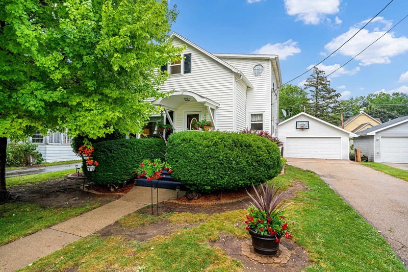 1408 Clark St, Appleton, WI 54911