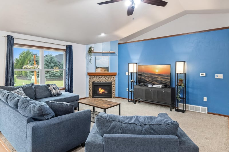 3317 Buchanan Rd, Kaukauna, WI 54130-9255