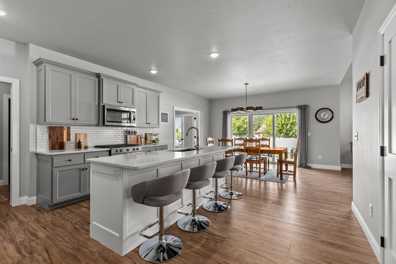 3635 Golden Hill Ct, Appleton, WI 54913