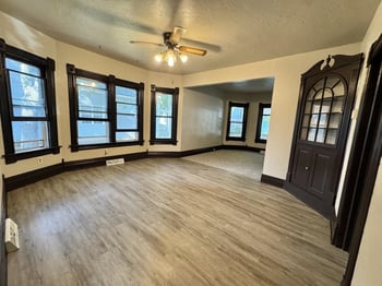 714 11th Ave, Green Bay, WI 54304-2602