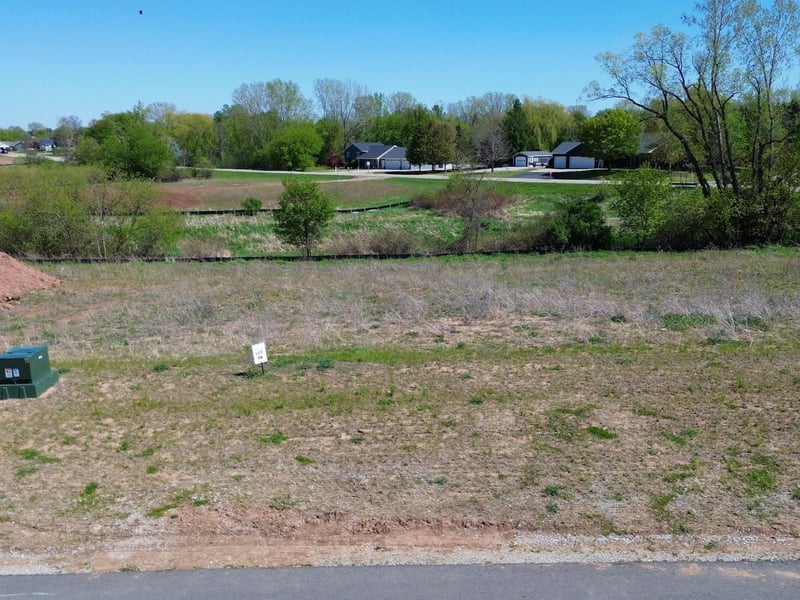 Red Cardinal Dr #19, Greenville, WI 54942