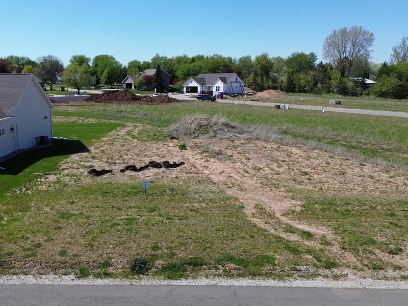 Goldfinch Dr #12, Greenville, WI 54942
