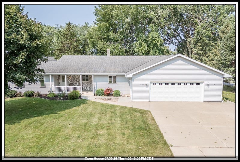 2507 Lisa St, Appleton, WI 54914-2143