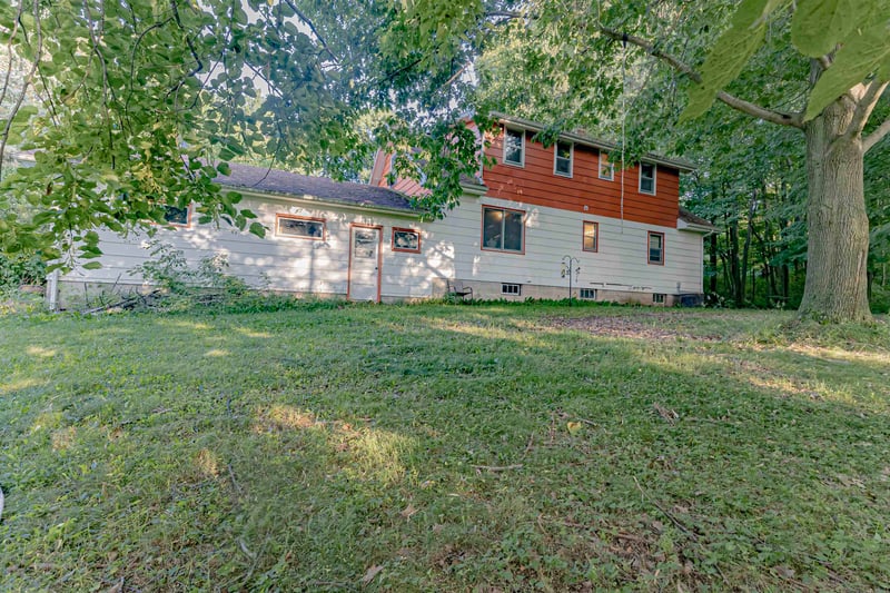 W7310 Hillside Dr, Shawano, WI 54166