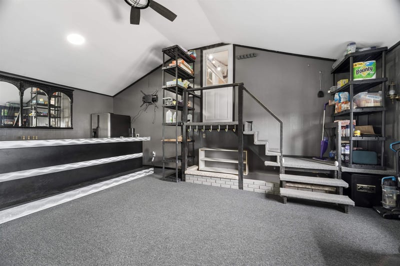 208 Burdick St, Black Creek, WI 54106