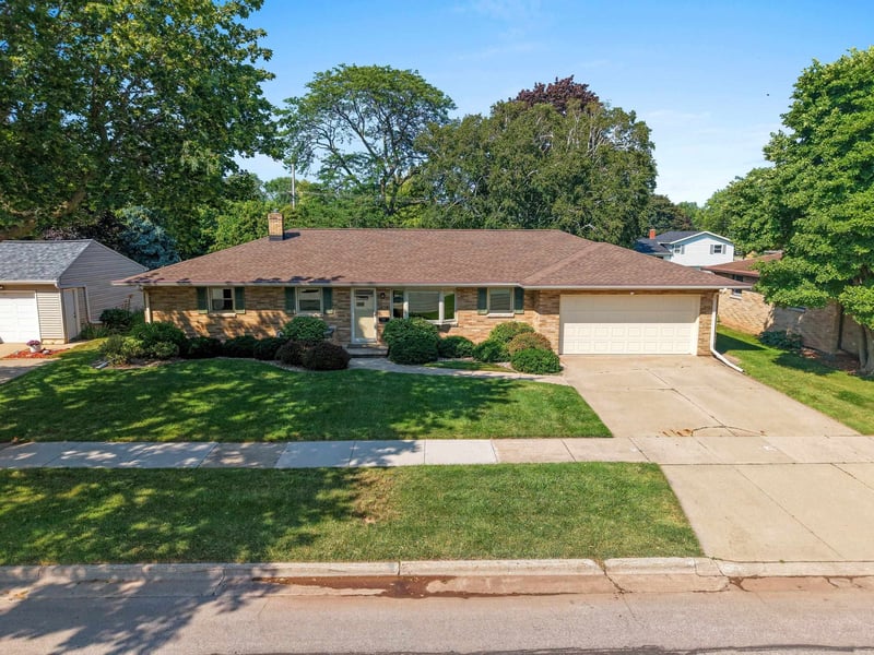 1404 Liberty St, Green Bay, WI 54304