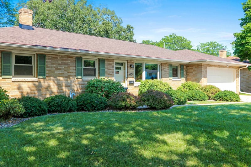 1404 Liberty St, Green Bay, WI 54304