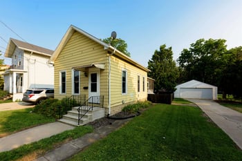 115 Irving Ave, Oshkosh, WI 54901