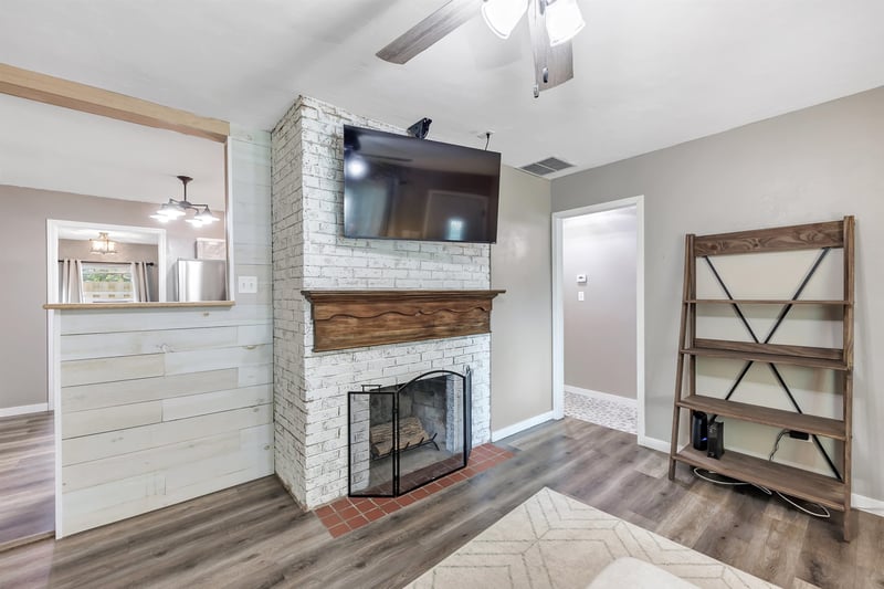 1149 Langlade Ave, Green Bay, WI 54304-3336