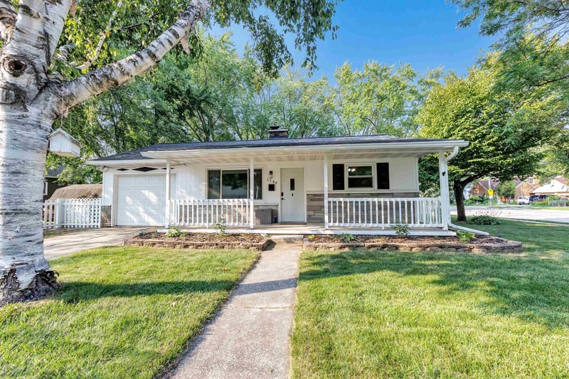 1149 Langlade Ave, Green Bay, WI 54304-3336