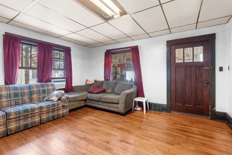 1435 Mason St, Green Bay, WI 54301-0000