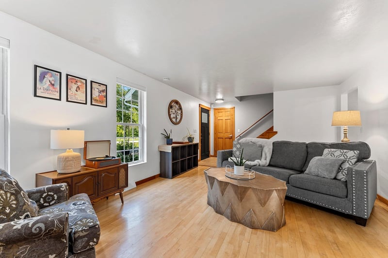 5036 Ronsman Rd, New Franken, WI 54229