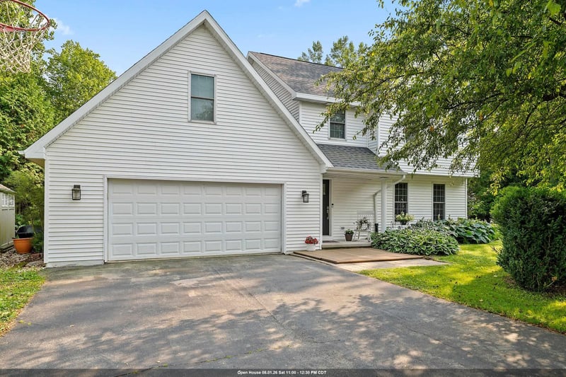 5036 Ronsman Rd, New Franken, WI 54229