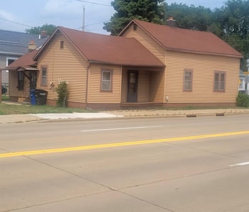 601 7th Ave, Oshkosh, WI 54902-5830