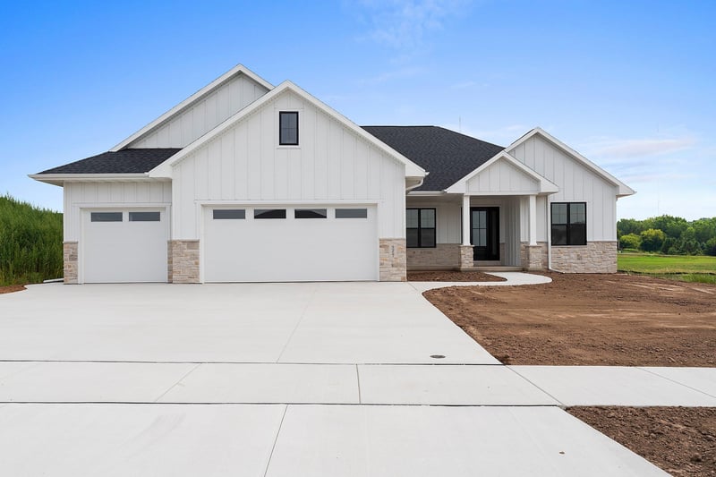 4957 Big Sky Ps, De Pere, WI 54115