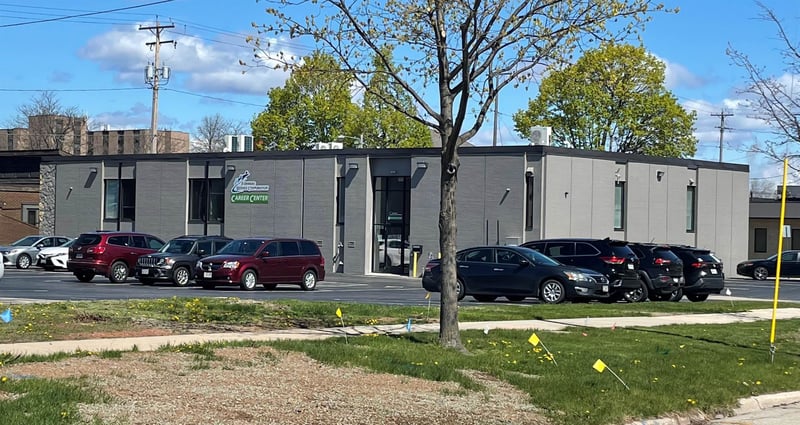 726 Pine St, Green Bay, WI 54301-4929