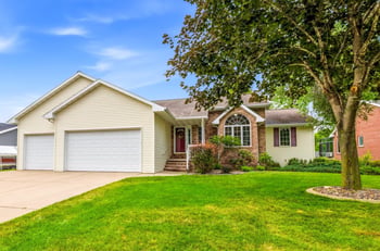 1569 Redstone Trl, Green Bay, WI 54313-3954
